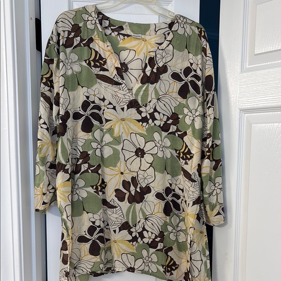 Tops - Floral Print Women's Top